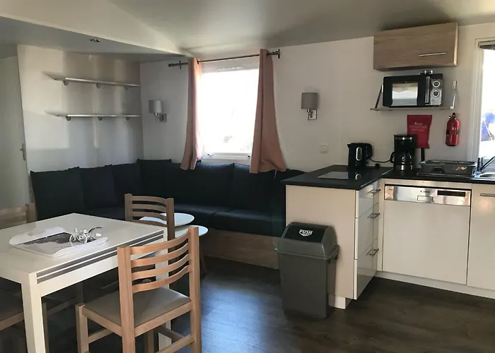 Mh518 3chambres Et 1 Sdb De 40m2 Dans 4 Etoiles Saint-Julien-en-Born